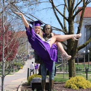 Meet your Posher, Taylor